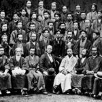 Auf diesem Foto der All-Japanischen Christkonferenz von 1883 steht Yokoi in der dritten Reihe, dritter von links.